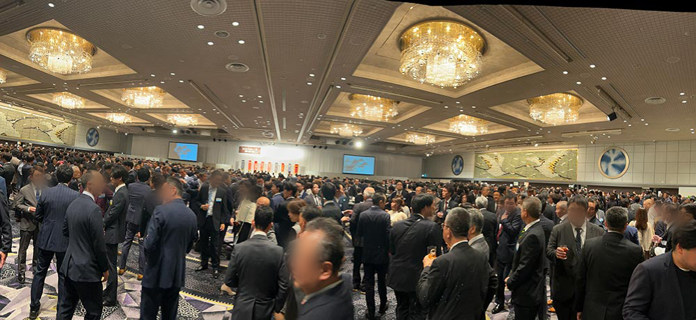 今年の社台グループ 謝恩会の来場者は、なんと1600人!!